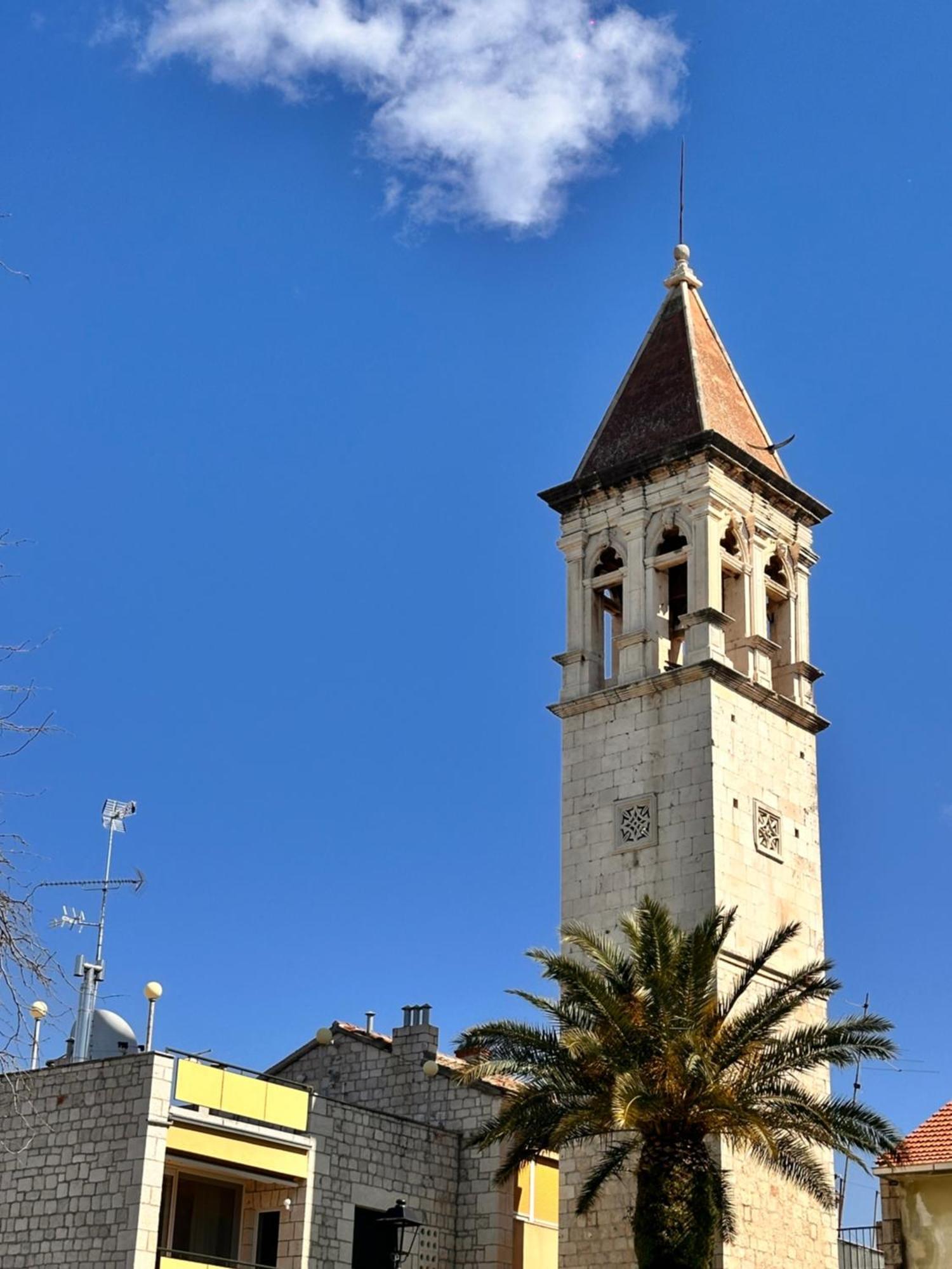Vila Zrina - Apartmani Trogir Exterior foto